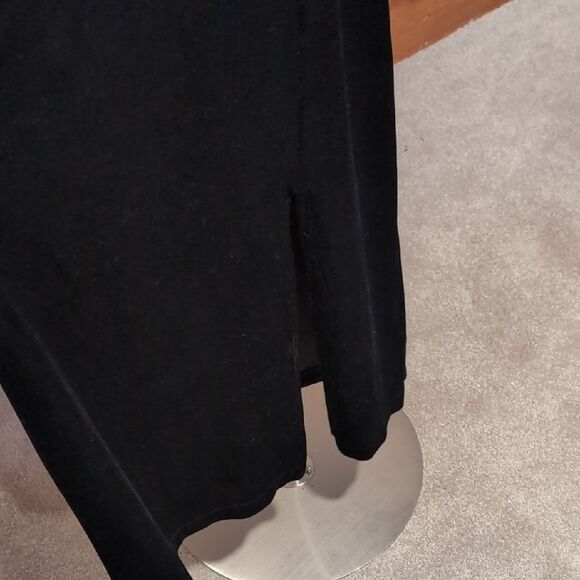 CDC Black Sleeveless Square Neck Gown - Picture 2 of 5